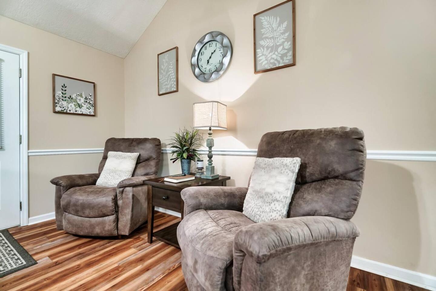Vila 1 Mile To Pkwy, Pets, Hot Tub, Creekside, Porch Pigeon Forge Exteriér fotografie